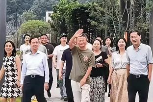 球迷要求换掉某前场，申花内部人士：分分钟会被抢，他在中超很强